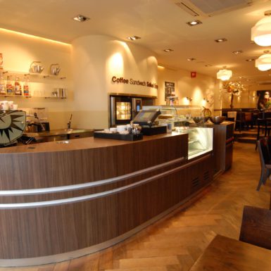 Fresh food coffee café Anne & Max Alkmaar ontworpen door interieurontwerper Cris van Amsterdam.