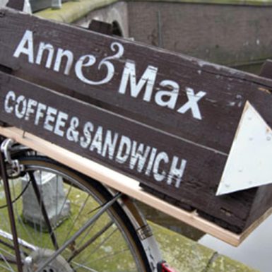 Fresh food coffee café Anne & Max Alkmaar ontworpen door interieurontwerper Cris van Amsterdam.